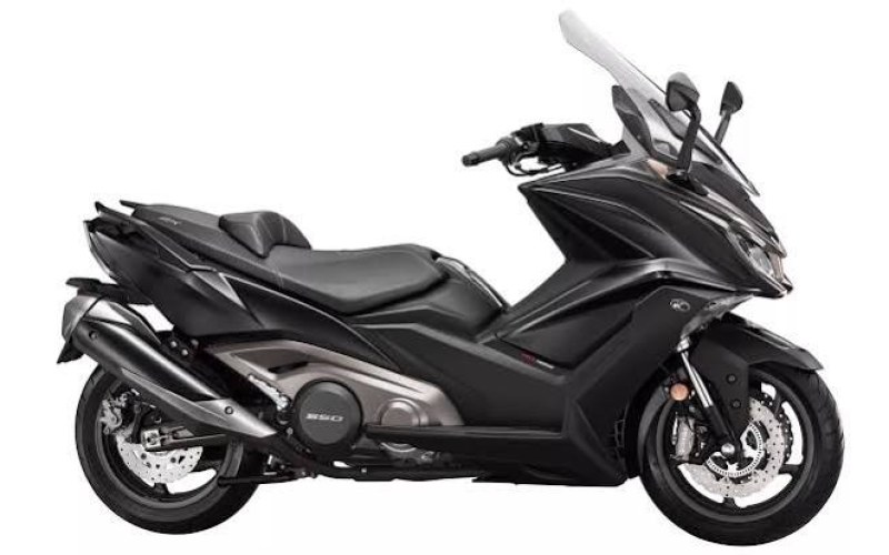 Kymco AK 550